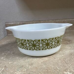 Vintage Pyrex Verde Casserole Dish